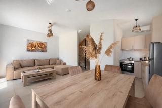 Ariadne Stay Complex by Horizon Homes - 3