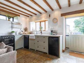 The Little Barn at Roache House Farm - 2