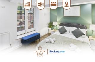 Spacious 3 BR Apt Short Lets & Serviced Accommodation Leeds Perfect For Family, Contractors Near Shops & City Centre - Leeds - 0