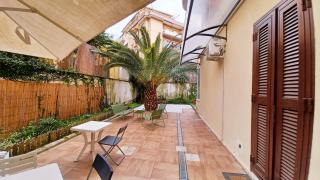 Luxury Vatican Home - Private Garden - 1