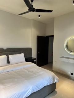 Luxury 2 bedroom for families with balcony - 7