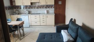 Noclegi kawalerka apartament w centrum Dzierżoniowa podwórko grill wynajm krótkoterminowy - 9