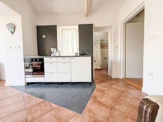 Apartment LacoDeLama mini resort - Wohnung Pina mit Pool by Interhome - 9