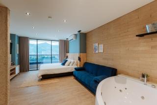 Nice Loft in Class 48 with Jacuzzi - 2