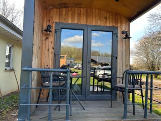 Tiny Haus roter Wagen - 4