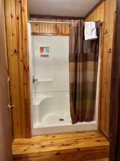 Adjoining Cabin #7B on Patoka Lake in Southern Indiana - 4