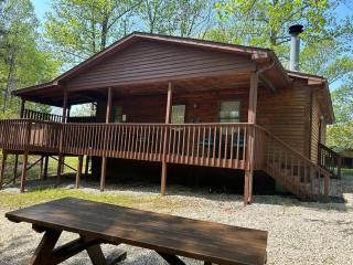Deluxe Cabin #15 with Hot Tub on Patoka Lake in Southern Indiana - 0