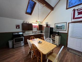 Deluxe Cabin #11 with Hot Tub on Patoka Lake in Southern Indiana - 2