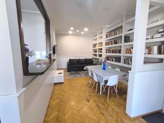 Downtown apartment in walk zone with 3 bedrooms and garage - 8