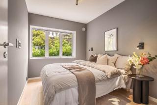 Modern 2BR Balcony - Near Cruise Terminal - 4