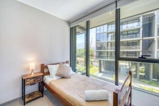 Signature Home Comfy Apartment With Pool and Balcony - 3