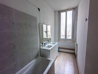 Très lumineux, au coeur de la vieille ville, 86 m² - La Rochelle - 1