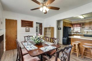 2-Acre Farmhouse w/ Animals! Allendale Retreat - 2