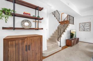 The Coconut Grove Escape Family Designer 3BR Home - 2