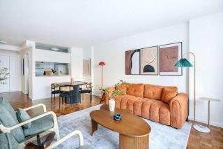 43-4D Newly furnished 2BR full service 24H Doorman laundry Gym - 7