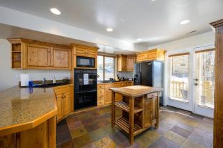 Bigfoots Alpine Retreat MH710By Powder Mtn Hot Tub - Eden - 2