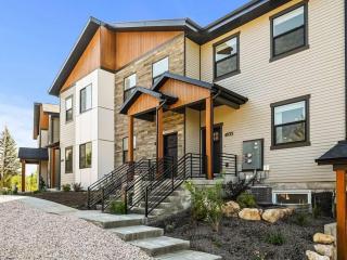 Alpine Deer Hideaway P88Ski LodgeHot Tub Retreat - 0