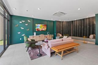 Cozy Arts District Stay Gym, Games and Yoga - 9