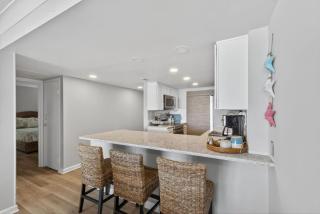Beachfront Condo Pool Surfing Fishing EW 205 - 1