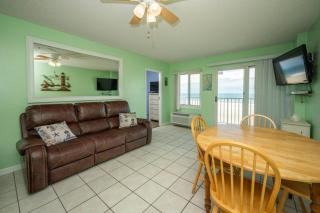Oceanfront Beach Condo, Pool, Gym, Fishing Surfing - 6