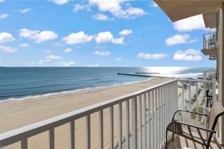 Oceanfront Beach Condo, Pool, Gym, Fishing Surfing - 9