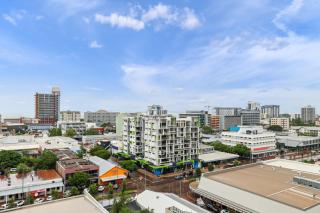 10th floor Superior Suite with King Bed - 1