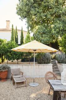 The Garden Cottage convenient, central stay with parking - 7
