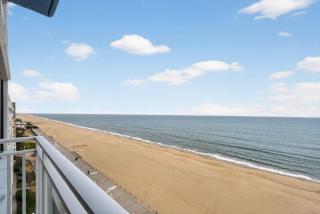 Beachfront Condo Pool Surfing Fishing EW 1101 - 7