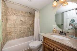 Oceanfront Beach Condo, Pool, Gym, Fishing Surfing - 3
