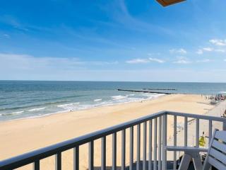 Oceanfront Beach Condo, Pool, Gym, Fishing Surfing - 8