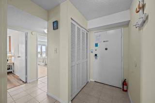 Oceanfront Beach Condo, Pool, Gym, Fishing Surfing - 7