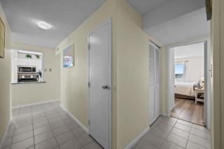 Oceanfront Beach Condo, Pool, Gym, Fishing Surfing - 2
