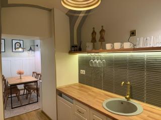 Harteneck Apartments - 8