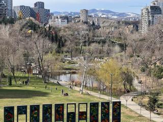 Spacious two-bedroom apartment in Mziuri Park - 0