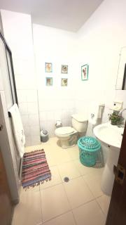 Caro House con balcón y patio - 1