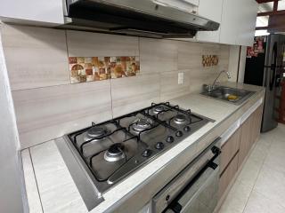 Bonito, ubicacion residencial - Apartamento amoblado - 5