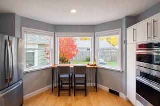 River Drive Retreat - Family Neighborhood sleeps 10 - 5