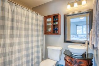 Lakefront Estate w Private Beach on Flathead Lake - 4