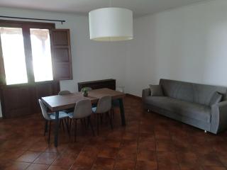 Villa Lantana Apartments - 4