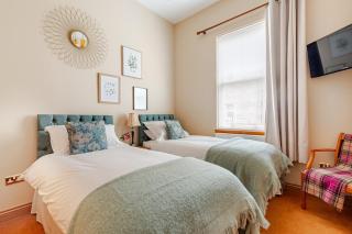 The Laird’s Retreat - 6