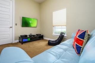 Luxury Mansion Pool Hot Tub Theater Outdoor Kitchen BBQ GM RM 2 Miles Disney - 6