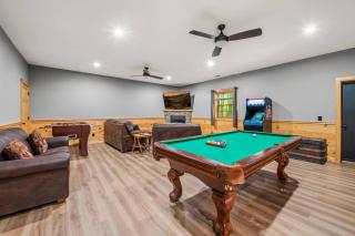 Game Room & Hot Tub with Mountain Views - 1
