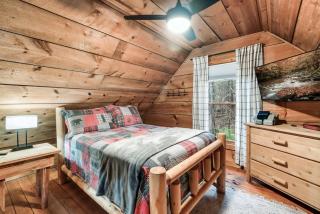 Hot Tub and Dog Friendly 4 Miles to Cades Cove - 7