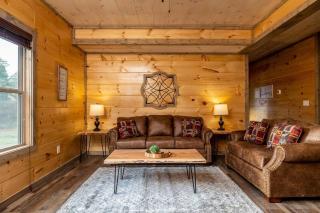 Dog Friendly Cabin w Hot Tub, Arcade & Fireplace - Sevierville - 1