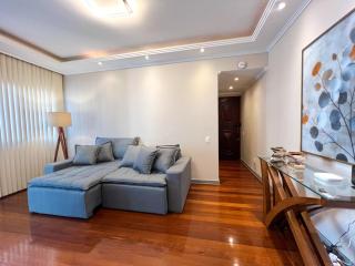 Charminho a 200m da Feirinha - Piscina e Garagem - 1