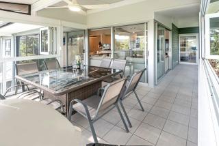 Oasis 12 & Free Buggy - Hamilton Island - 9