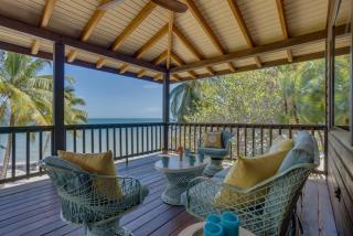 Beachfront Home Kissin' the Caribbean - BELLA SWAY - 4