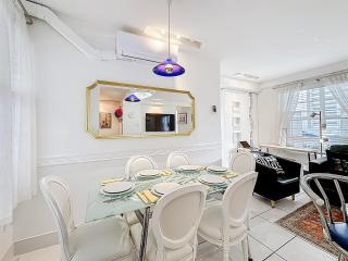 Spacious beach gem Perfect for groups and couples - 3