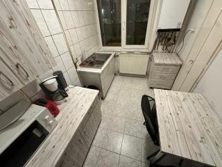 Central Apartment 2 Bedrooms - 4