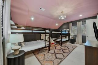 Gilded Heart of the Heights - 2